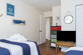 Charming 3-bed, 2-bath Home With Wonderful Views of the Golf Course