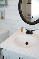 Charming 3-bed, 2-bath Home With Wonderful Views of the Golf Course