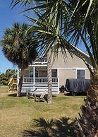 Charming 3-bed, 2-bath Home With Wonderful Views of the Golf Course