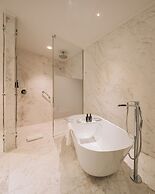 MYTHIC SANA Downtown Suites - New Opening