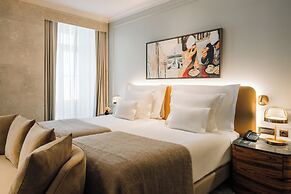 MYTHIC SANA Downtown Suites - New Opening