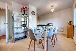 Blue Cedar Apartment