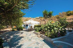 Katerina Studios Mparou