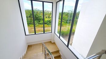 Amare Beachfront Aparthotel