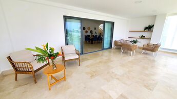 Amare Beachfront Aparthotel