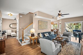 Beautiful 3 Bedroom, 2.5 Bath Home on the North Side of the Island