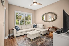 Beautiful 3 Bedroom, 2.5 Bath Home on the North Side of the Island