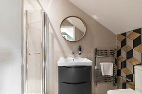 Chelmsford Loft 5 Penthouse