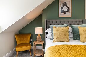 Chelmsford Loft 5 Penthouse