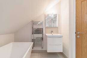 Chelmsford Loft 5 Penthouse