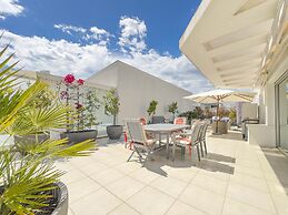 Le Rooftop in Cannes
