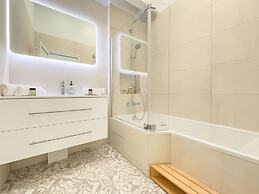Le Duplex in Cannes With 4 Bedrooms and 3 Bathrooms