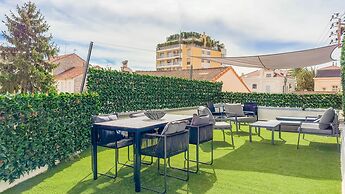 Le Riviera in Cannes