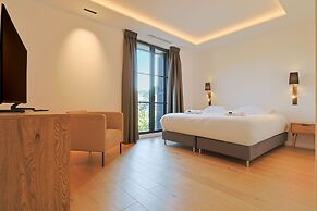 Villa Deva - 5 Bedrooms - Heated Pool