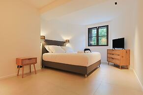 Villa Deva - 5 Bedrooms - Heated Pool
