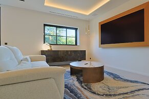 Villa Deva - 5 Bedrooms - Heated Pool