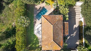 Villa Deva - 5 Bedrooms - Heated Pool