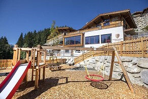 Chalet With Ski Access, Neukirchen