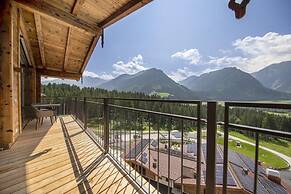 Chalet With Ski Access, Neukirchen