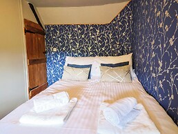 Upper Cottage