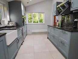 Upper Cottage