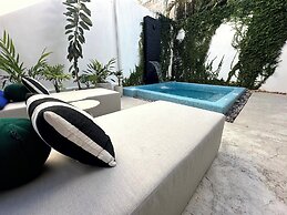 Pachamaya Executive Suites