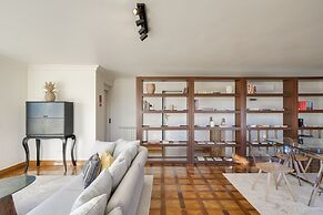 Coastline Arrabida Villa by Cadenzalux