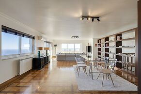 Coastline Arrabida Villa by Cadenzalux