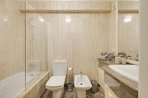 Coastline Arrabida Villa by Cadenzalux