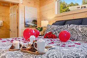 Couples Refuge by Ghosal Luxury Lodging