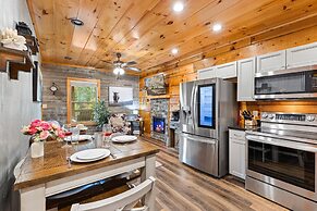 Couples Refuge by Ghosal Luxury Lodging