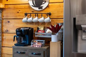 Couples Refuge by Ghosal Luxury Lodging