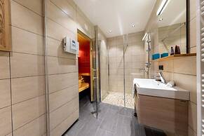 Neukirchen Chalet With Sauna, Balcony