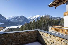 Neukirchen Chalet With Sauna, Balcony