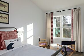 Scenic 4BR 2BA Lake Burton Home