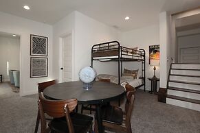 Scenic 4BR 2BA Lake Burton Home