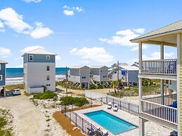 Pet Friendly Beach House - Beach Hop