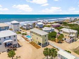 Pet Friendly Beach House - Beach Hop