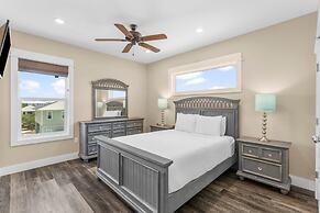 Pet Friendly Beach House - Beach Hop