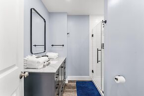 Pet Friendly Beach House - Beach Hop