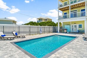 Pet Friendly Beach House - Beach Hop