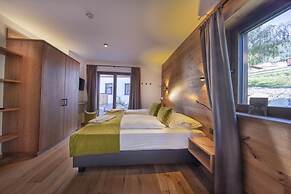 Chalet in Neukirchen With Ski-in Access
