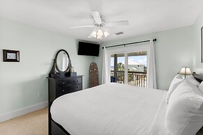 Pet Friendly Beach House - One Palm
