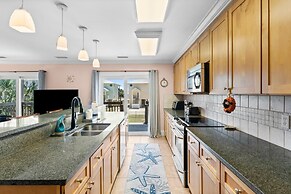 Pet Friendly Beach House - One Palm