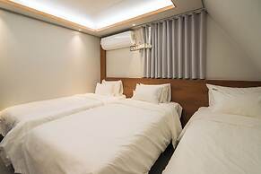 The Square Hostel Jongno