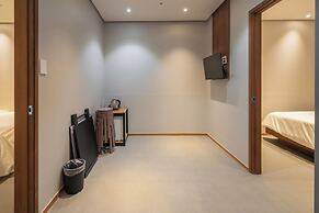 The Square Hostel Jongno