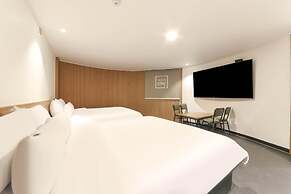Jeonju Hotel Twosome Stay Junghwasandong