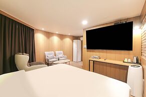 Jeonju Hotel Twosome Stay Junghwasandong