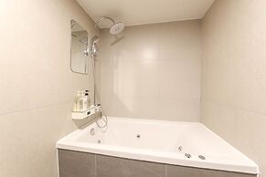 Jeonju Hotel Twosome Stay Junghwasandong