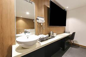 Jeonju Hotel Twosome Stay Junghwasandong